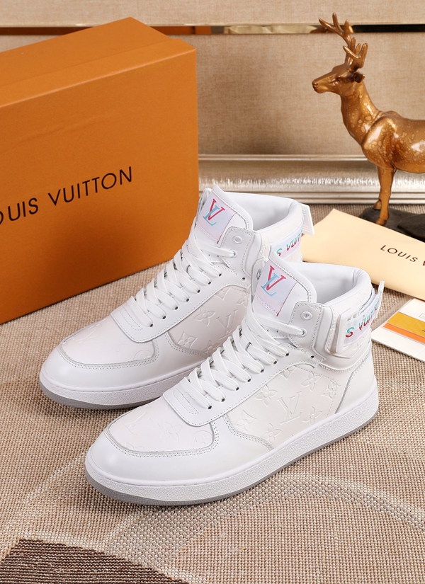 ルイヴィトン靴背面デザイン